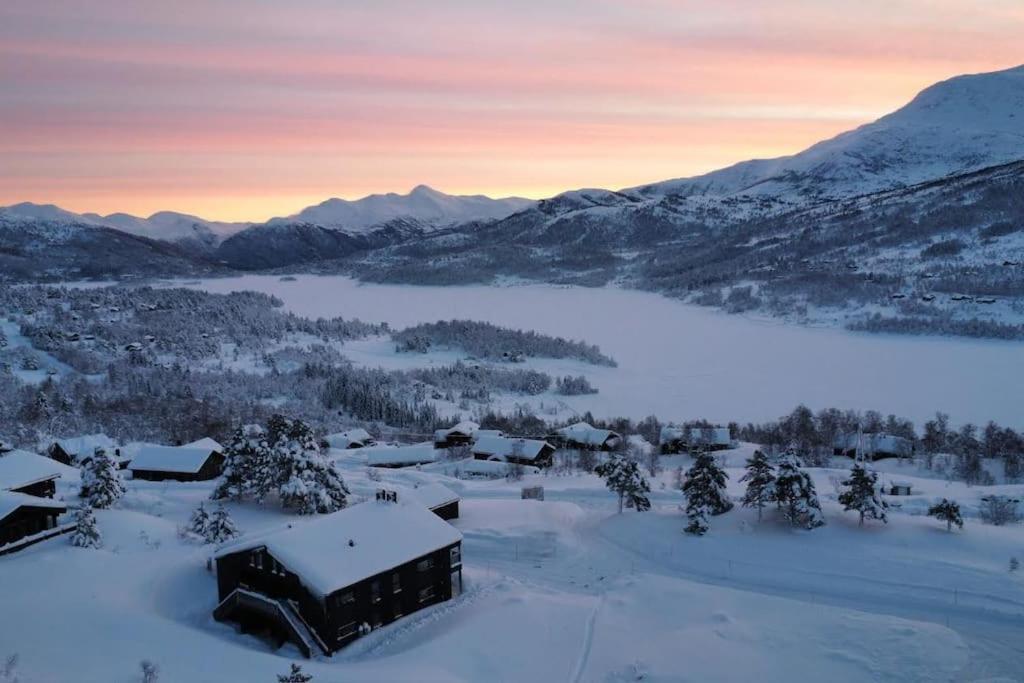 Ladebua Villa Brunstad Exteriör bild